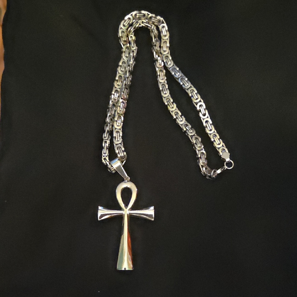 Silver Ankh Pendant Necklace